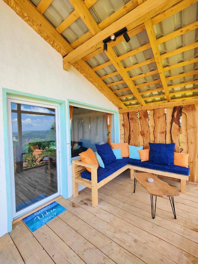 בראן Rainbow Chalet מראה חיצוני תמונה
